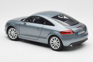Audi TT 8J Condor Hall Minichamps 1:18 5010500415 Metall - pilt 7/8
