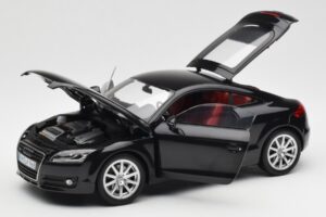 Audi TT 8J Phantom Must Minichamps 1:18 5010500425 Metall - pilt 2/8