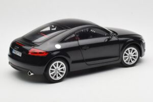 Audi TT 8J Phantom Must Minichamps 1:18 5010500425 Metall - pilt 3/8