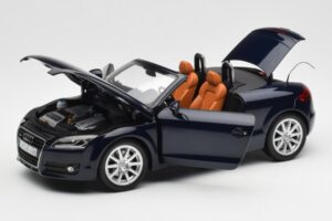 Audi TT 8J Roadster Sügavmere Sinine Minichamps 1:18 5010500525 Metall - pilt 2/8