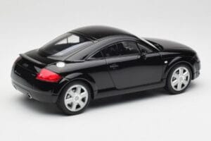Audi TT 8N Must Minichamps 1:18 155017021 Metall - pilt 2/6