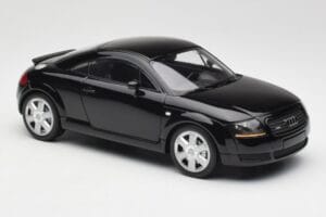 Audi TT 8N Must Minichamps 1:18 155017021 Metall - pilt 4/6