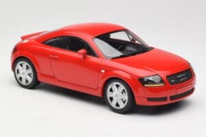 Audi TT 8N Punane Minichamps 1:18 155017022 Metall - pilt 4/6
