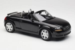 Audi TT 8N Roadster Black Metallic Minichamps 1:18 155017030 Metall - pilt 4/6