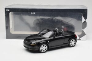 Audi TT 8N Roadster Black Metallic Minichamps 1:18 155017030 Metall - pilt 6/6