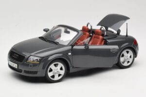 Audi TT 8N Roadster Hall Maisto 1:18 50346 Metall - pilt 2/8