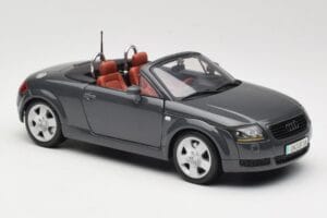 Audi TT 8N Roadster Hall Maisto 1:18 50346 Metall - pilt 6/8