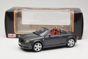 Audi TT 8N Roadster Hall Maisto 1:18 50346 Metall - pilt 8/8