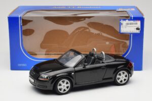 Audi TT 8N Roadster Must Revell 1:18 08980 Metall - pilt 8/8