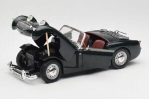 Austin-Healey Sprite Leaf Green Revell 1:18 08837 Metall - pilt 2/8
