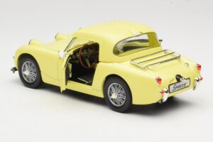 Austin-Healey Sprite Mk1 Kollane Revell 1:18 8835 Metall - pilt 5/8