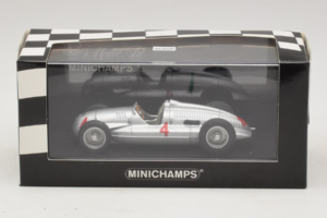 Auto Union Typ D #4 Hõbe Minichamps 1:43 5030900703-R1 Metall - pilt 4/4