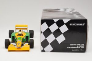 Benetton Ford B193B #5 R. Patrese 3rd Place British GP 1993 Minichamps 1:18 110930906 Metall - pilt 6/6