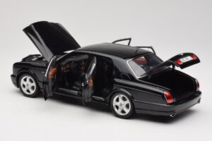 Bentley Arnage R Must Minichamps 1:18 100139071 Metall - pilt 5/8