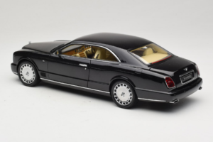 Bentley Brooklands Must Minichamps 1:18 100139600 Metall - pilt 7/8