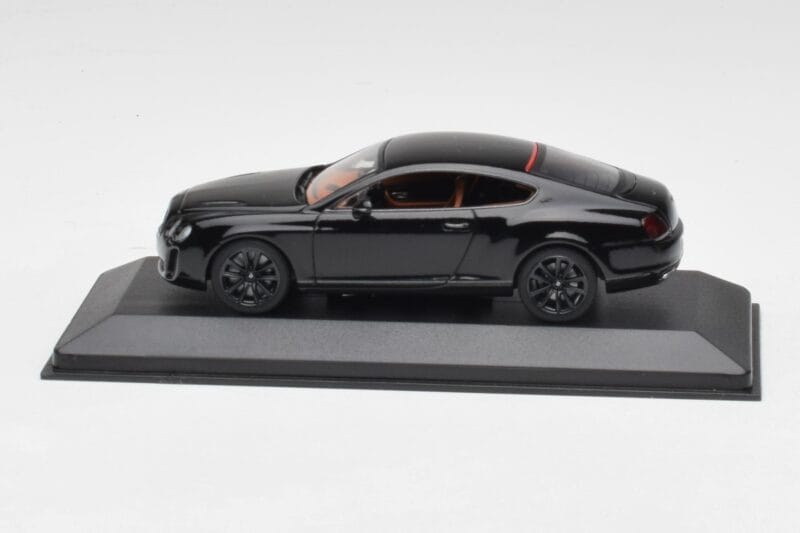 Bentley Continental GT Must Mustade Velgedega Minichamps 1:43 BENTLEY002 Metall