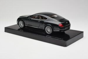 Bentley Continental GT Cumbrian Roheline Minichamps 1:18 103139623 Metall - pilt 6/8