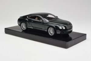 Bentley Continental GT Cumbrian Roheline Minichamps 1:18 103139623 Metall - pilt 7/8