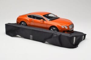 Bentley Continental GT Orange Metallic Minichamps 1:18 100139921 Metall - pilt 6/8