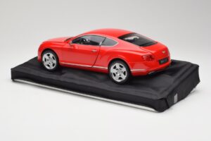 Bentley Continental GT St. James Red Minichamps 1:18 100139922 Metall - pilt 7/8