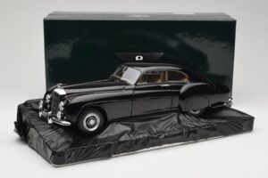 Bentley R-Type Continental Black Metallic Minichamps 1:18 100139420 Metall - pilt 8/8