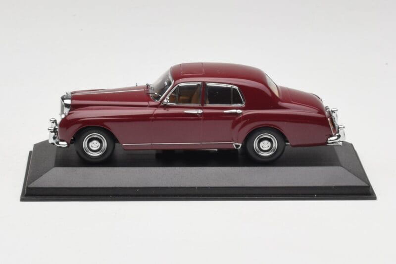 Bentley S1 Continental Flying Spur Burgundia Minichamps 1:43 436139550 Metall
