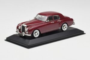 Bentley S1 Continental Flying Spur Kreemjas Minichamps 1:43 436139551 Metall - pilt 2/4