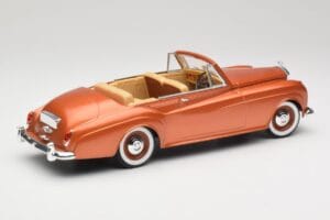 Bentley Type S2 Mulliner Kabriolett Tudor Oranž Metallik Solido 1:18 8007 Metall - pilt 3/8