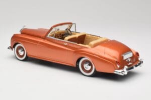 Bentley Type S2 Mulliner Kabriolett Tudor Oranž Metallik Solido 1:18 8007 Metall - pilt 7/8