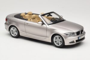 BMW 1 Series E88 Kabriolett Mineral Silver Metallic Kyosho 1:18 80430427020 Metall - pilt 6/8
