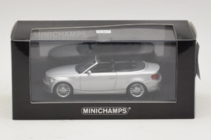 BMW 1-Series E88 Kabriolett Titan Silver Minichamps 1:43 80420427037-R1 Metall - pilt 5/5