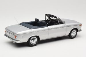 BMW 1600 Kabriolett Hõbedane Minichamps 1:18 80430145819 Metall - pilt 3/8