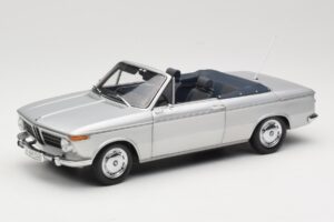 BMW 1600 Kabriolett Hõbedane Minichamps 1:18 80430145819 Metall