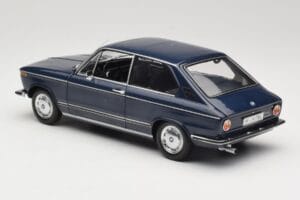 BMW 1600 Touring Sinine Minichamps 1:18 80430145823 Metall - pilt 7/8
