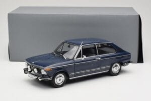 BMW 1600 Touring Sinine Minichamps 1:18 80430145823 Metall - pilt 8/8