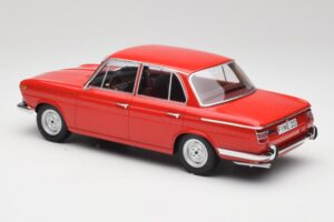 BMW 1800 Ti Karmiin Punane Minichamps 1:18 107024001 Metall - pilt 5/6