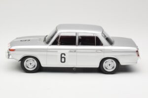 BMW 1800 TiSA #6 J. Munaron / K. Eppelein 24 Hours of Spa 1965 Minichamps 1:18 155652906 Metall - pilt 3/6