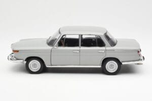 BMW 1800 TiSA Bernina Hall AUTOart 1:18 70621 Metall - pilt 4/8
