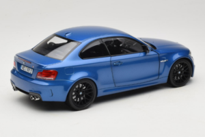 BMW 1M Coupe E82 Blue Metallic Minichamps 1:18 110020025 Metall - pilt 3/8