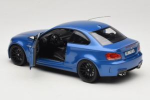 BMW 1M Coupe E82 Blue Metallic Minichamps 1:18 110020025 Metall - pilt 5/8