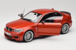 BMW 1M Coupe E82 Sakhir Orange Metallic Minichamps 1:18 110020020 Metall - pilt 2/8