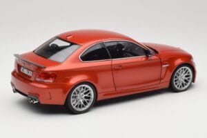 BMW 1M Coupe E82 Sakhir Orange Metallic Minichamps 1:18 110020020 Metall - pilt 3/8