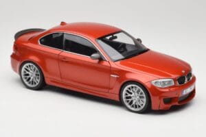 BMW 1M Coupe E82 Sakhir Orange Metallic Minichamps 1:18 110020020 Metall - pilt 6/8
