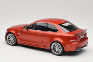 BMW 1M Coupe E82 Sakhir Orange Metallic Minichamps 1:18 110020020 Metall - pilt 7/8