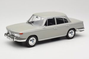 BMW 2000 TI Hall MCG 1:18 MCG18112 Metall