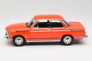 BMW 2002 E10 ti Oranž Anson 1:18 30386 Metall - pilt 4/8