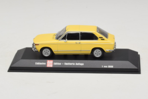 BMW 2002 Touring Kollane Minichamps 1:43 403021115 Metall