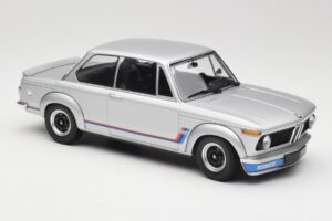 BMW 2002 Turbo E10 Hõbedane Minichamps 1:18 155026201 Metall - pilt 4/6