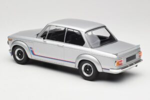 BMW 2002 Turbo E10 Hõbedane Minichamps 1:18 155026201 Metall - pilt 5/6