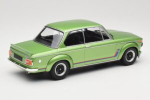 BMW 2002 Turbo Green Metallic Minichamps 1:18 155026206 Metall - pilt 2/6